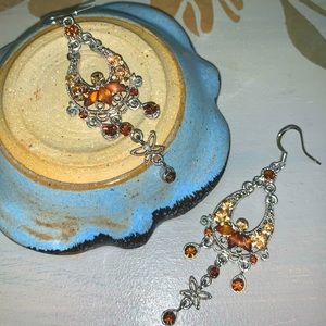 💕Champagne and brown crystal dangle earrings